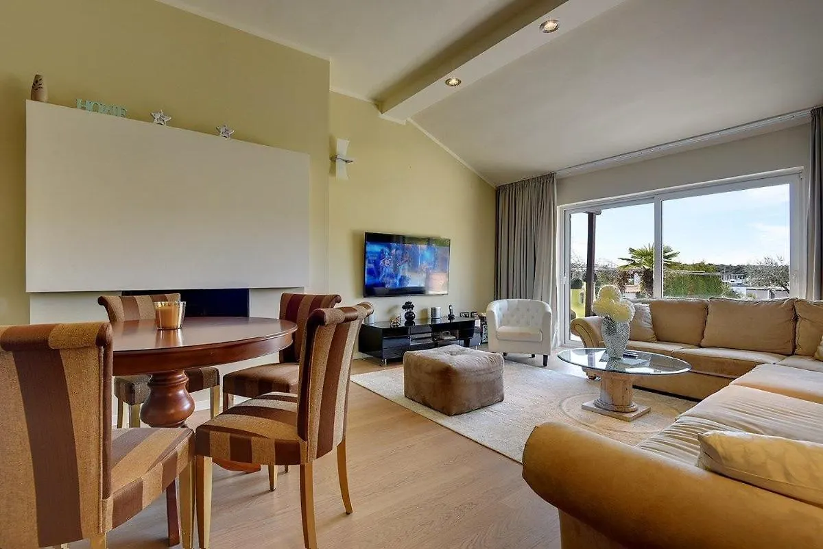 Holiday home Villa Contessa Del Mar Pjescana Uvala
