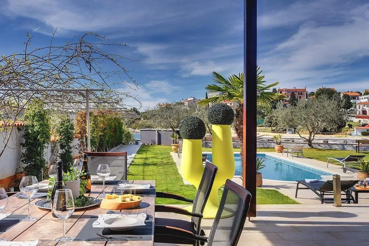 Villa Contessa Del Mar Pjescana Uvala Croatia