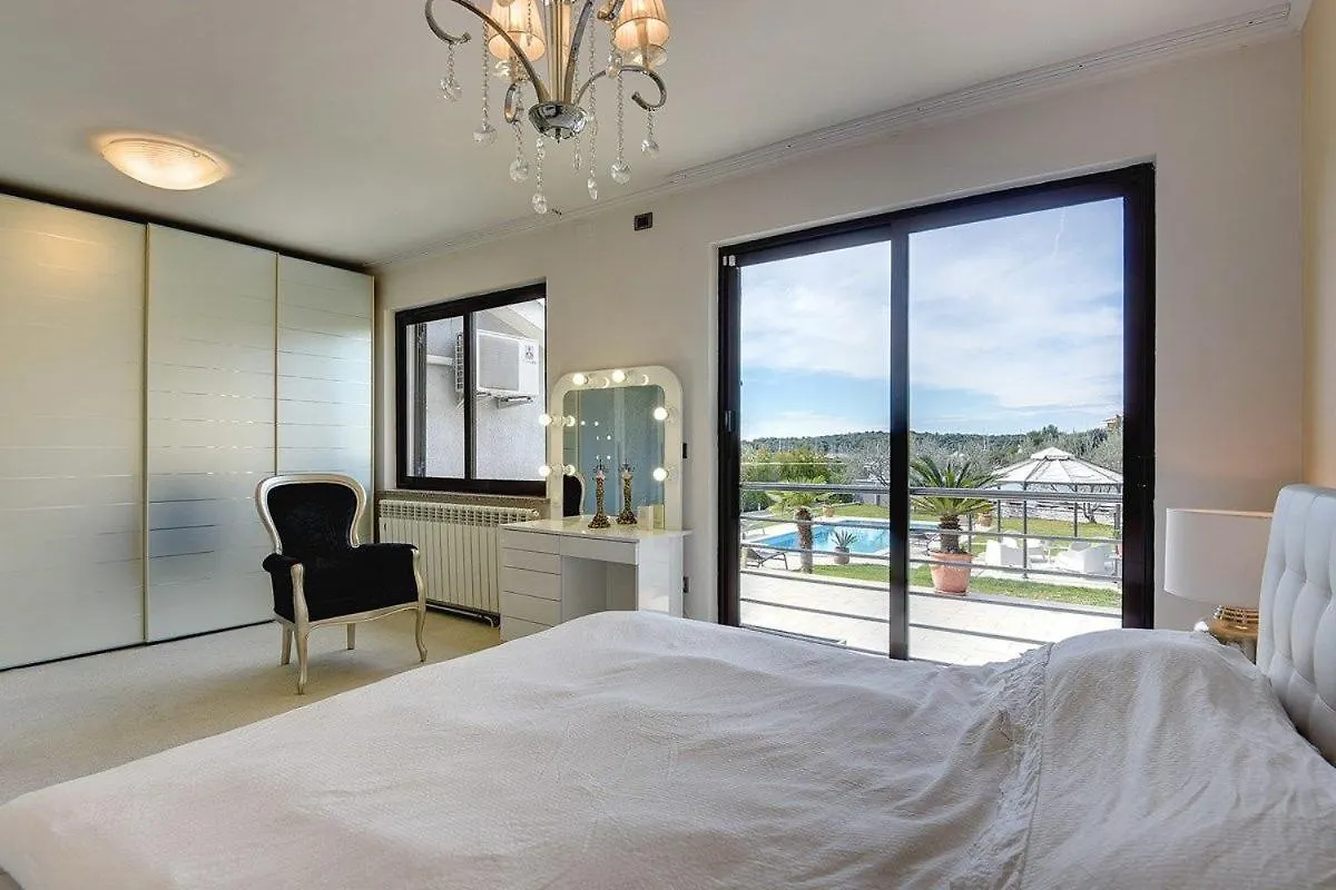 Villa Contessa Del Mar Pjescana Uvala Holiday home