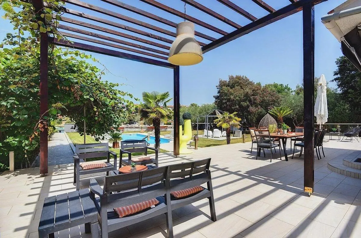 Villa Contessa Del Mar Pjescana Uvala Holiday home