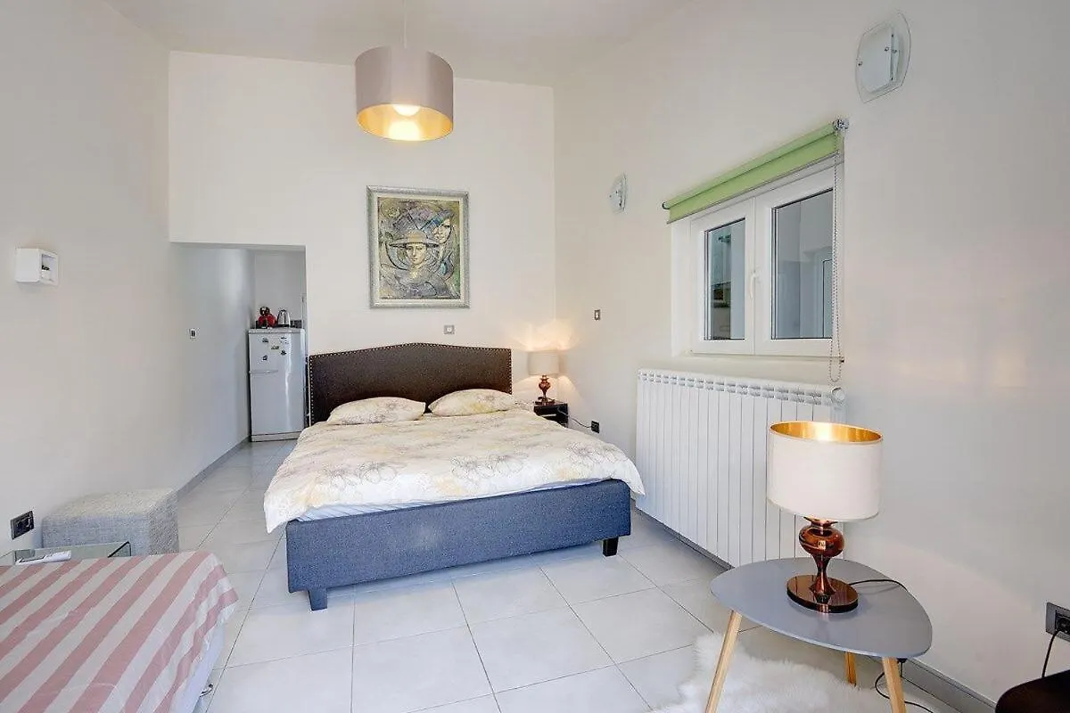 Holiday home Villa Contessa Del Mar Pjescana Uvala Croatia