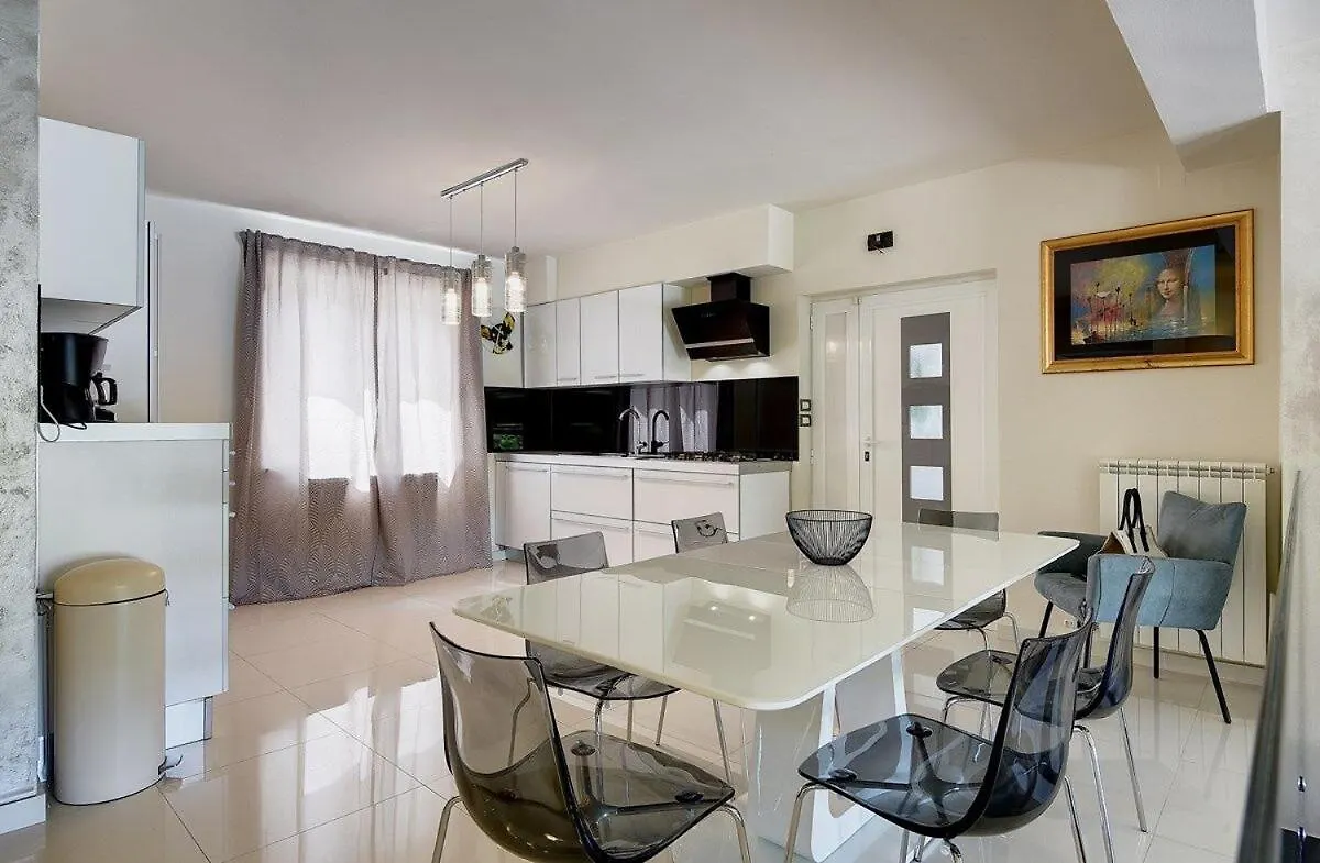 Holiday home Villa Contessa Del Mar Pjescana Uvala Croatia